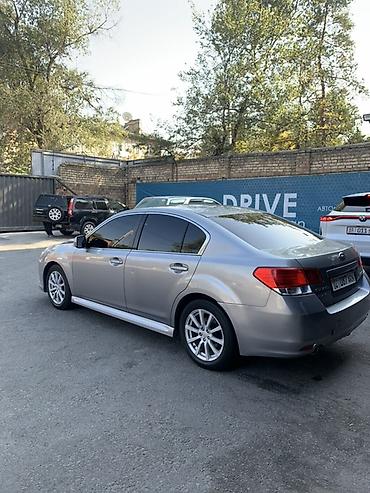 на subaru legacy 2010: Subaru Legacy: 2010 г., 2.5 л, Автомат, Бензин, Седан — 2