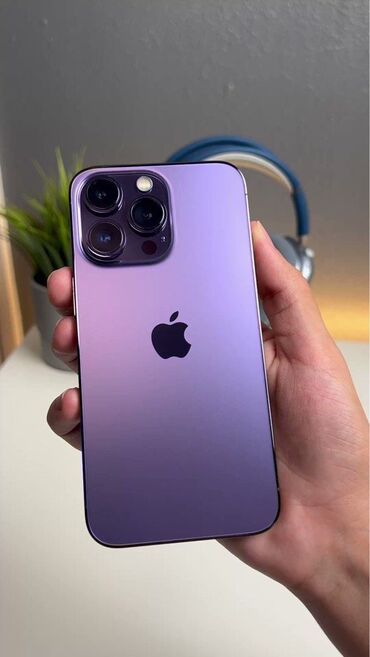 Apple iPhone: IPhone 14 Pro Max, Б/у, 256 ГБ, Deep Purple, Зарядное устройство, Защитное стекло, Чехол