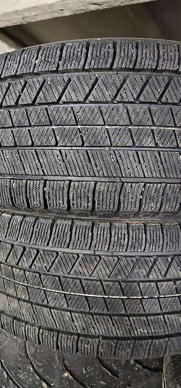 Шины 225 / 55 / R 17, Зима, Б/у, Комплект, Легковые, Япония, Bridgestone at lalafo.kg Шины 225 / 55 / R 17, Зима, Б/у, Комплект, Легковые, Япония, Bridgestone