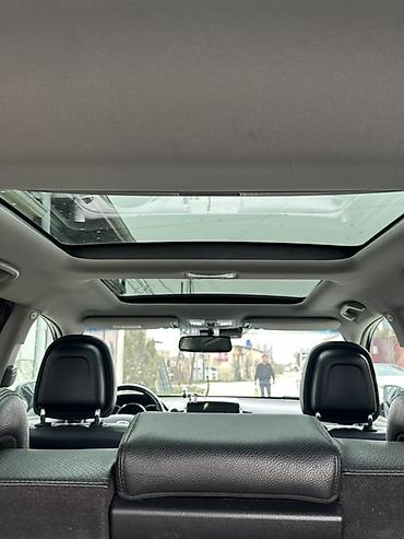 e90 aksesuar: Kia Sorento – 7 yerlik SUV Xüsusiyyətlər: - Geniş salon, 3-cü cərgəyə — 4