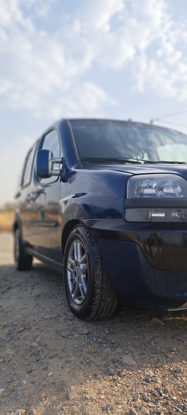 Fiat: Fiat Doblo: 1.6 l | 2002 il 2500000 km Van/Minivan — 10