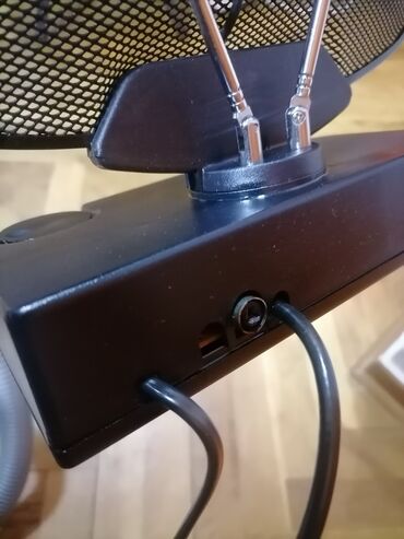 Aksesoari za TV i video: Antena sobna za TV sa pojačivačem Philips
Ispravna 
 Mirjevo — 4