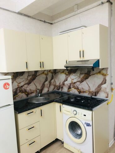 Uzunmüddətli kirayə mənzillər: 2 otaqlı mənzil – studiya mətbəxli - Geniş zal və mətbəx bir yerdə — 2