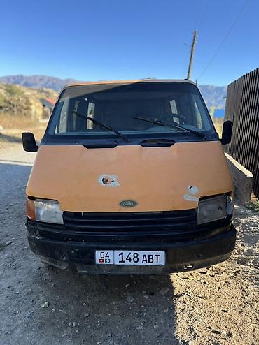 Ford Transit: 1994 г., 2.5 л, Механика, Дизель, Фургон