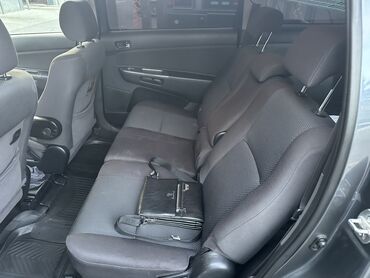 Toyota: Toyota WISH: 2003 г., 1.8 л, Автомат, Бензин, Минивэн — 5