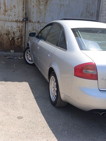 аварийный ауди: Audi A6: 2002 г., 2.7 л, Автомат, Бензин, Седан