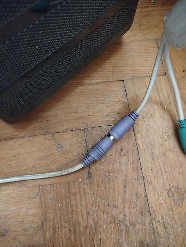 Tastature: Chicony tastatura. Ispravna, jedna nozica ne moze da se vrati u — 8