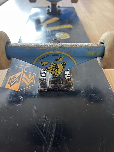 camadan tekerli: Skateboard – komplekt - Gövdə: Qara rəngli, üzərində “MINI-LOGO” — 1