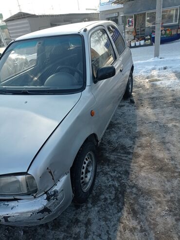 Nissan: Nissan Micra: 1995 г., 1 л, Механика, Бензин