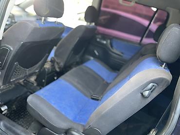 Opel: Opel Zafira: 2002 г., 2.2 л, Механика, Бензин, Универсал — 10