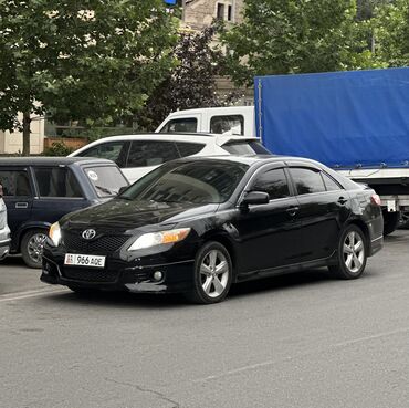 полик на камри: Toyota Camry: 2010 г., 2.5 л, Автомат, Бензин, Седан