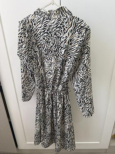 dress: Zebra/leopard naxışlı uzunqol don. - Rəng: ağ-qara, xırda qızılı — 2