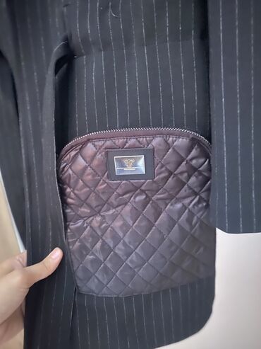 Демисезонные куртки: Необычная 💣 Размер S-m На выход 1-2 раза Заберайте очень классная и — 2