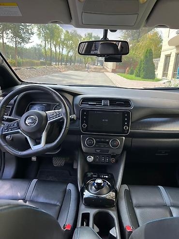 Nissan: Nissan Leaf: 2018 г., Автомат, Электромобиль, Хэтчбэк — 18
