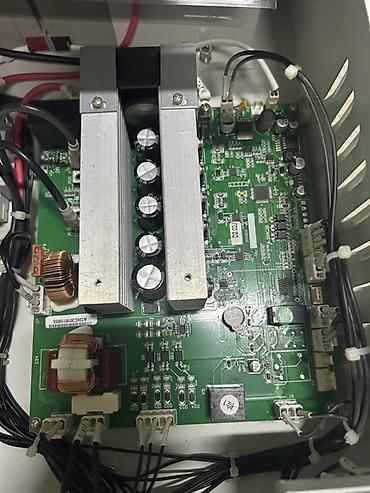 plata processor: UPS/invertor üçün elektron idarəetmə bloku (ana plata) Qiymetde — 1