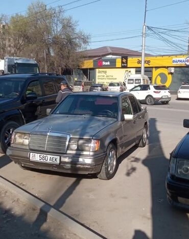 Mercedes-Benz: Mercedes-Benz W124: 1988 г., 2.3 л, Механика, Бензин, Седан