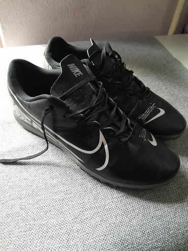 Кроссовки и спортивная обувь: Nike 41 размер (26 см), оригинал Вьетнам. состояние отличное. 3