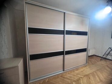 iki qapılı dolab: İşlənmiş, Kupe, 2 qapılı Düz dolab, Qarderob, paltar dolabı, Türkiyə