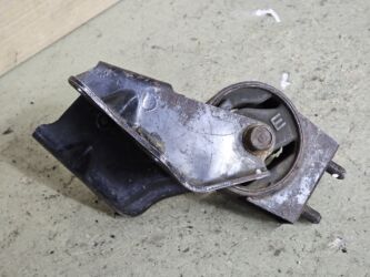 Подушки мотора: Подушка мотора Mazda 1997 г., Б/у, Оригинал, Германия — 9