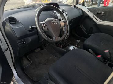Toyota: Toyota Yaris: 1 l. | 2007 έ. Χάτσμπακ — 4