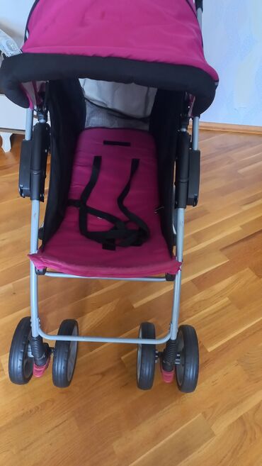 usaq masinlari: Классическая прогулочная коляска, Б/у, Пол: Девочка, Возраст: 12-18 месяцев, Самовывоз