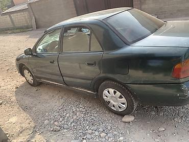 мазда 323 1998: Mazda 323: 1998 г., 1.8 л, Механика, Бензин, Седан — 3