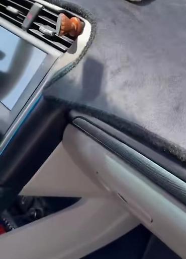 sesucaldan: Avtomobil üçün panel örtüyü (torpedo üstü örtük) - Material: yumşaq — 1
