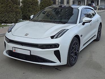 Zeekr: Zeekr 001: | 2024 г. Седан — 1