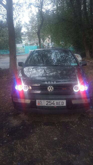 мотор виш: Volkswagen Golf: 1994 г., 1.8 л, Механика, Бензин, Седан