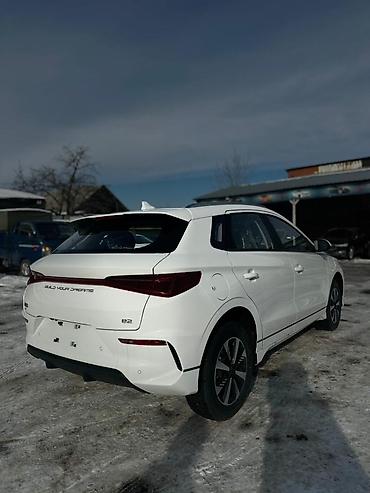BYD: BYD E2: 2025 г., Автомат, Электромобиль, Хэтчбэк — 13