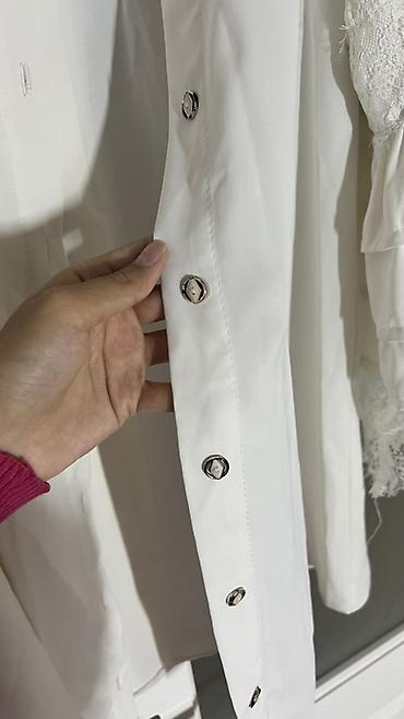 Блузки: Продажа одежды — 4