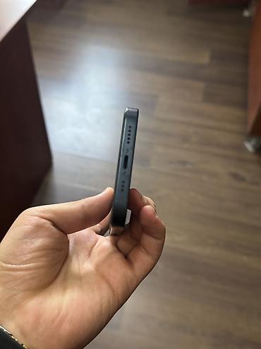 iphone 11 pro adapter: IPhone 13, 128 GB, Midnight, Simsiz şarj, Face ID, Sənədlərlə — 4