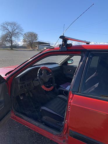 Mazda: Mazda 626: 1991 г., Механика, Бензин, Хэтчбэк — 6