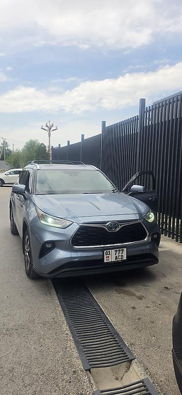 highlander 2017: Toyota Highlander: 2021 г., 2.5 л, Автомат, Гибрид, Внедорожник — 1