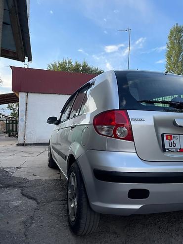 Унаа сатуу: Hyundai Getz: 2003 г., 1.3 л, Кол менен иштөөчү, Бензин, Хетчбек — 4
