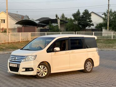 stepwgn spada: Honda Stepwgn: 2010 г., 2 л, Типтроник, Бензин, Минивэн