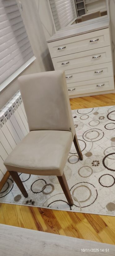 Masa və oturacaq dəstləri: İşlənmiş, Açılmayan, Dördbucaq masa — 2