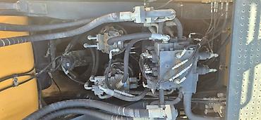 Ремонт промышленного оборудования: Профессиональный ремонт гусеничных экскаваторов Hyundai HX520 и — 2