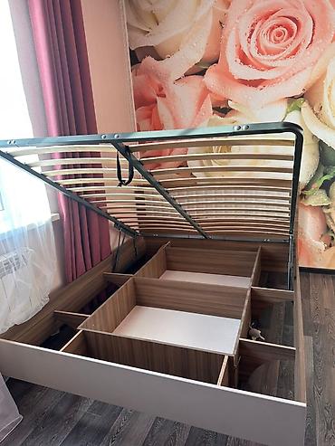 Спальные гарнитуры: Спальный гарнитур, Б/у, Двуспальная кровать, Тумба, Комод, Россия, Самовывоз, Платная доставка, цвет - Бежевый — 8