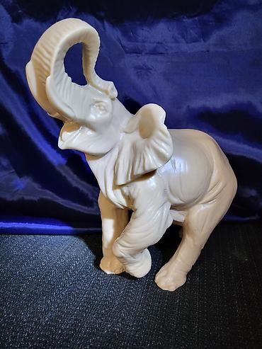 polovni trimeri cena: Figura nova slona,italijanski alabaster 1970/80ta godina. Masivna — 1