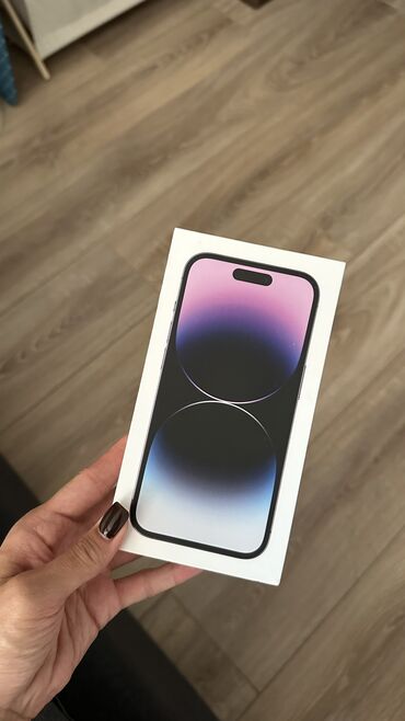 копия айфона: IPhone 14 Pro, Б/у, 256 ГБ, Deep Purple, Зарядное устройство, Защитное стекло, Коробка, 84 %