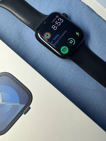 Apple Watch Series 9 45 мм GPS отличное состояние, как новые! Продаю