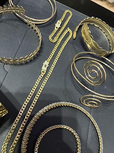 Наборы украшений: РАСПРОДАЖА Набор бижутерии бу и новые в современном стиле: 1) — 23