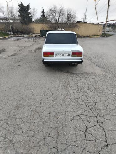 124 kupe mercedes: VAZ (LADA) 2107: 0.6 l | 2005 il | 47075 km Kupe