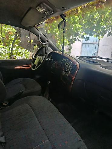 devo matiz: Hyundai H-1: 1999 г., 2.5 л, Механика, Дизель, Минивэн — 1