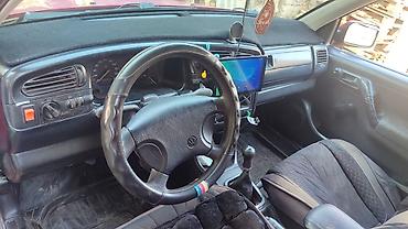 стекло вито: Volkswagen Vento: 1993 г., 1.8 л, Механика, Бензин, Седан — 7