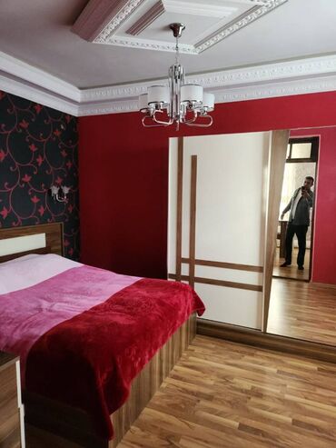 Kommersiya daşınmaz əmlakının satışı: Suraxanı rayonu, Qaraçuxur Qəsəbəsinin tam merkəzində, 8 sot torpaq — 9