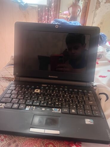 Lenovo netbuk – kompakt və yüngül korpusda gündəlik sadə işlər üçün