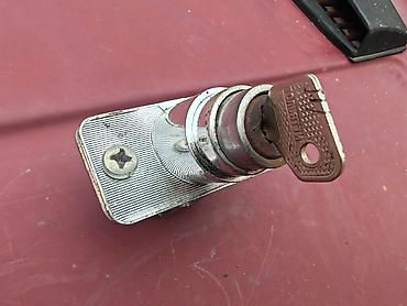 Auto delovi: Brava gepek vrata Lada 2121 Niva 1.6, Lada 2104 Karavan br.2. Polovno — 9