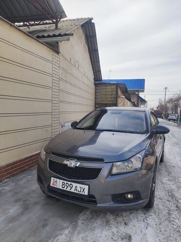 Chevrolet: Chevrolet Cruze: 2011 г., 1.8 л, Автомат, Бензин, Седан